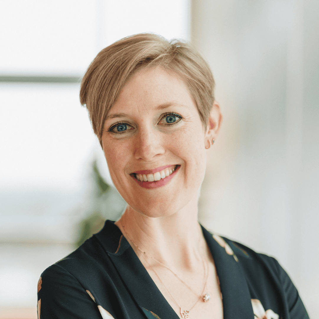 Dr. Lindsay Adrian